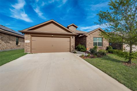 8704 Smokehouse Drive Fort Worth TX 76179
