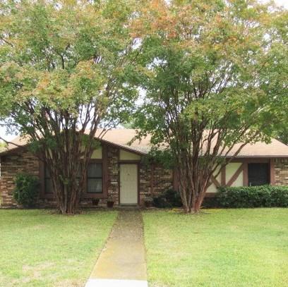 922 Navasota Drive Garland TX 75040