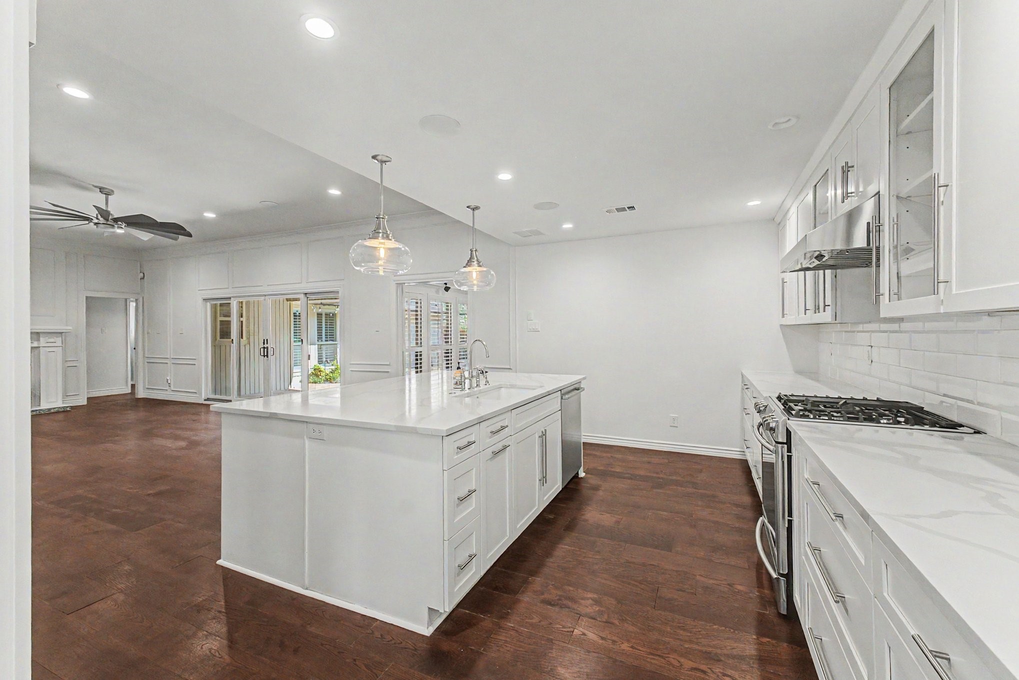 6812 Summer Meadow Lane Dallas TX 75252