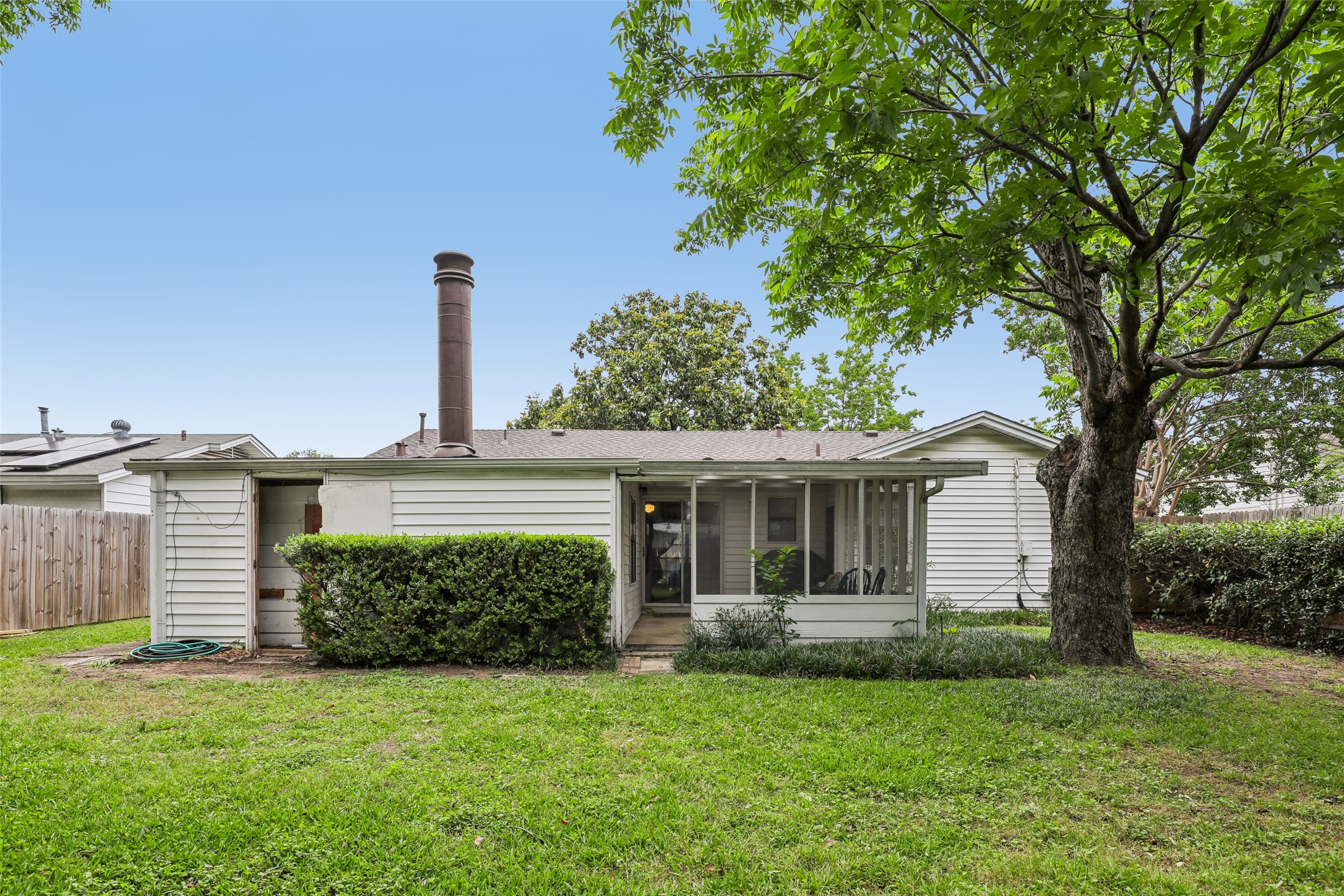 1810 Ridgewood Street Irving TX 75062