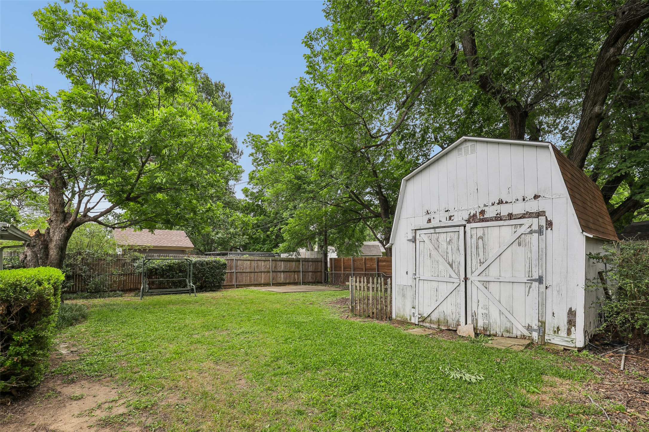 1810 Ridgewood Street Irving TX 75062