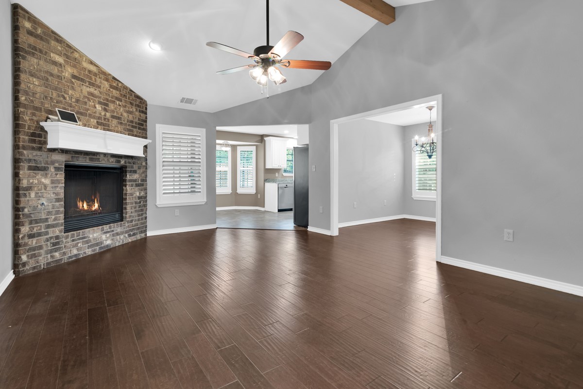 1803 Woodland Park Drive Denison TX 75020