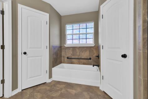 1803 Woodland Park Drive Denison TX 75020