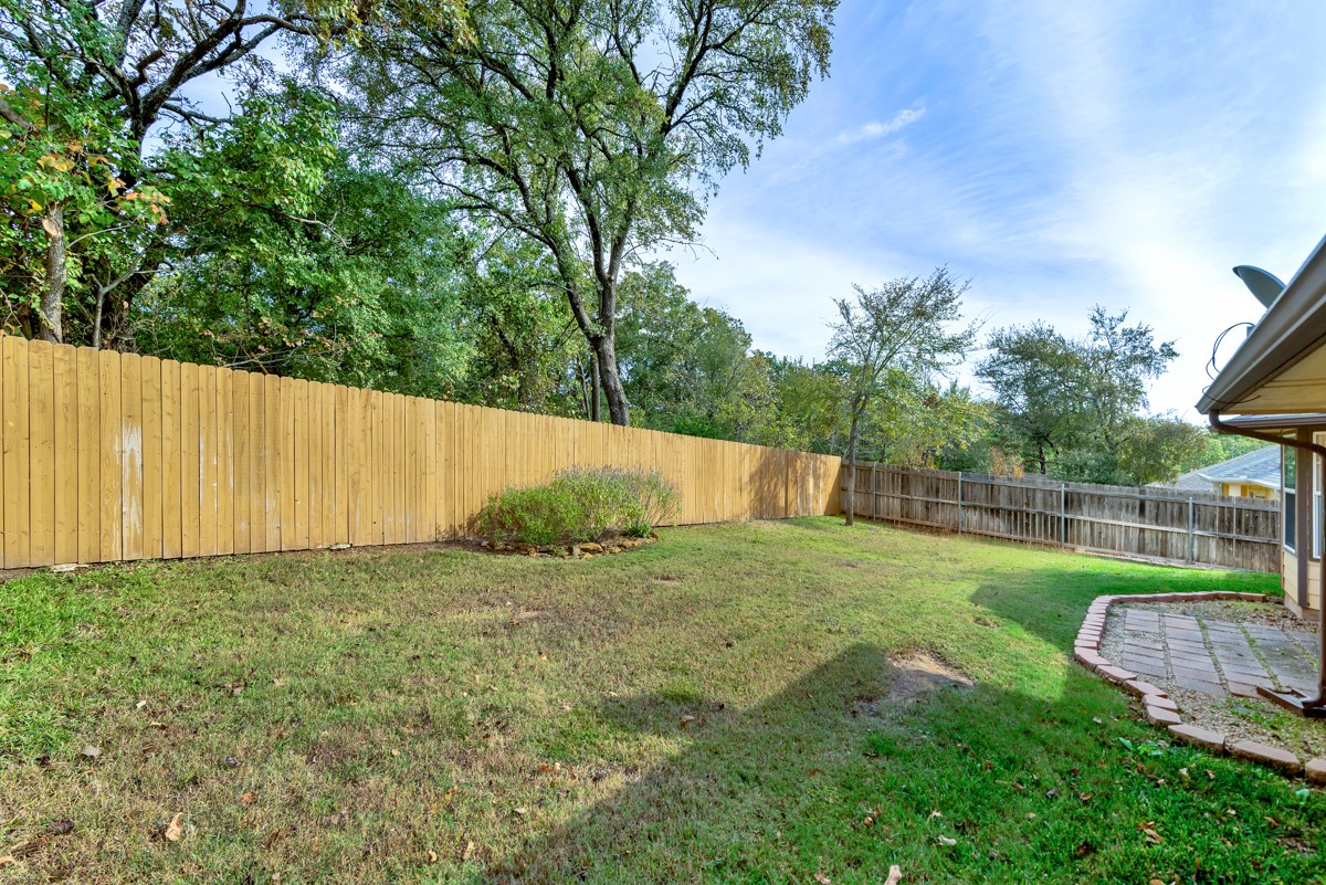 1803 Woodland Park Drive Denison TX 75020