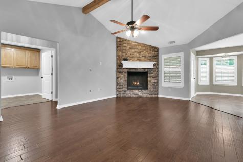 1803 Woodland Park Drive Denison TX 75020