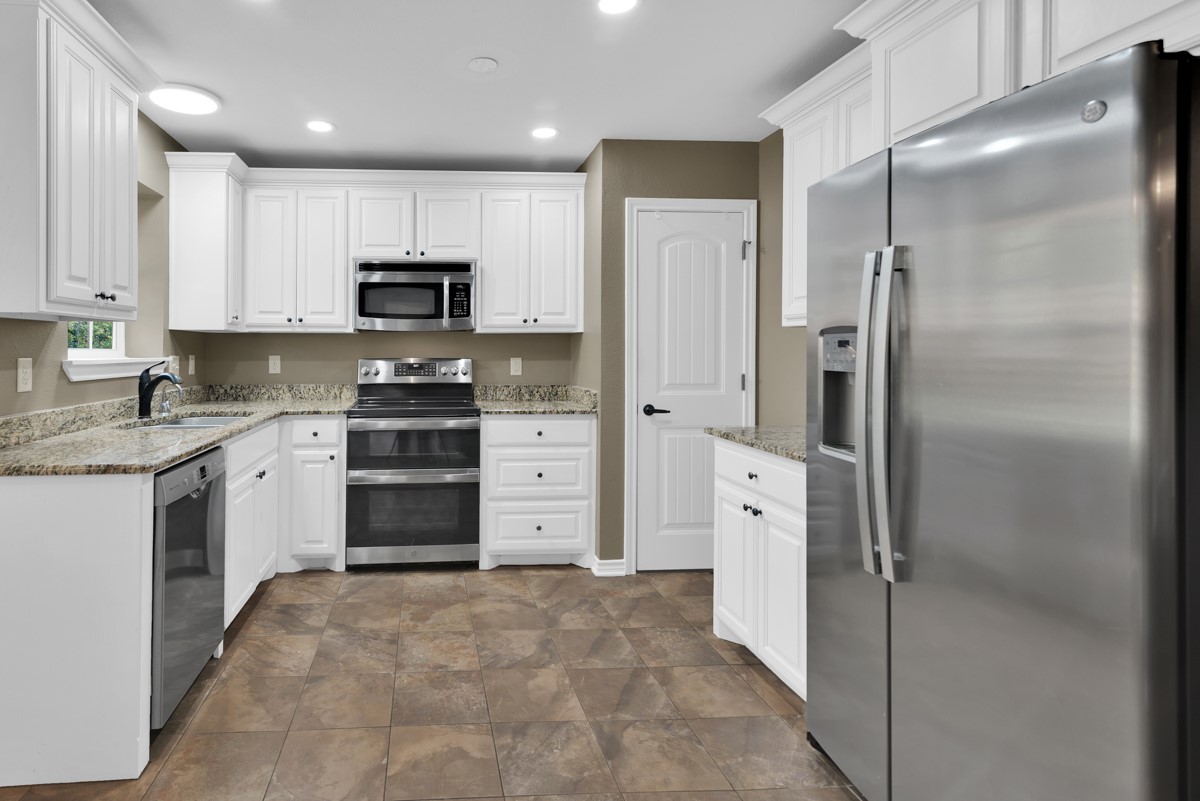 1803 Woodland Park Drive Denison TX 75020