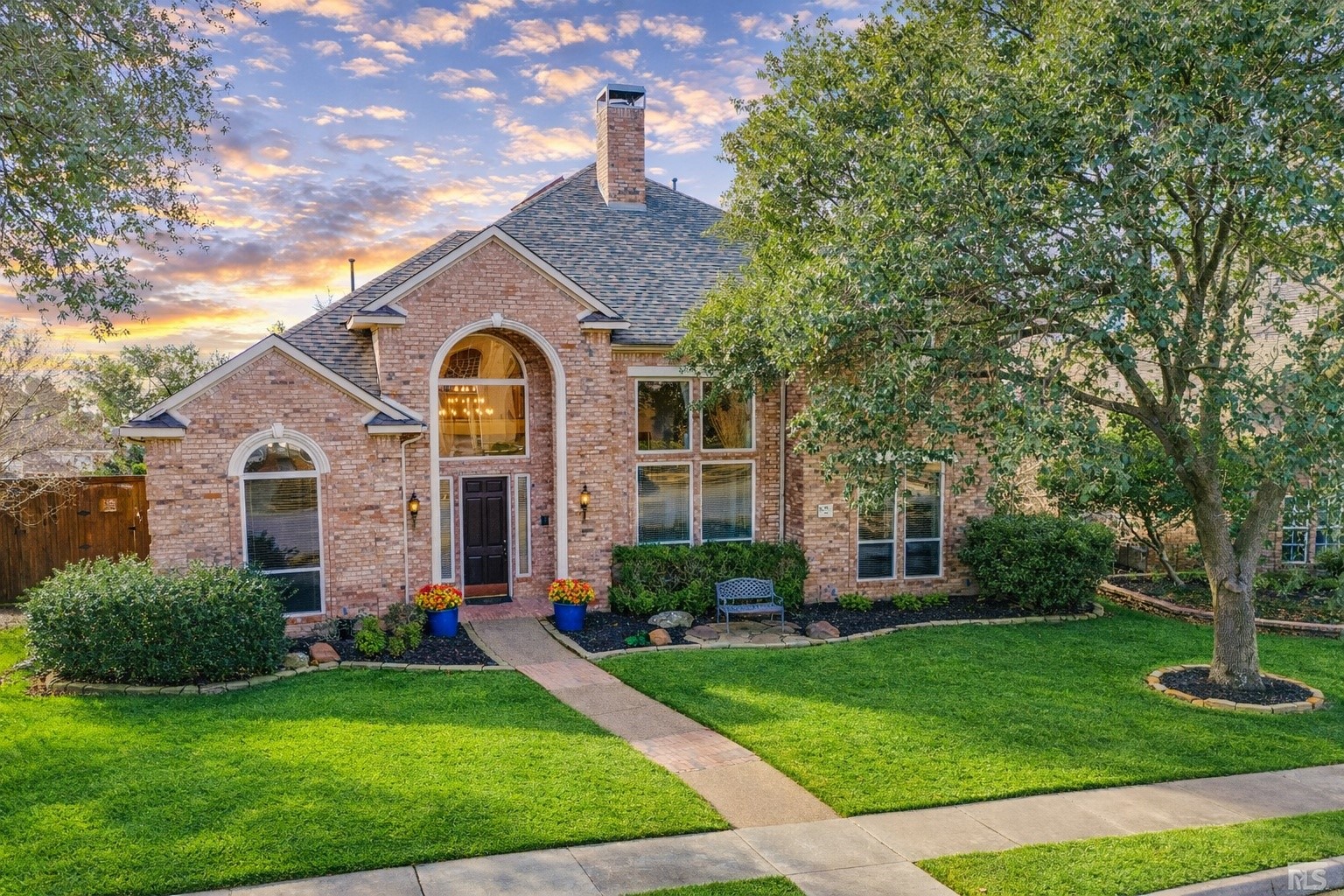 945 Creek Crossing Coppell TX 75019