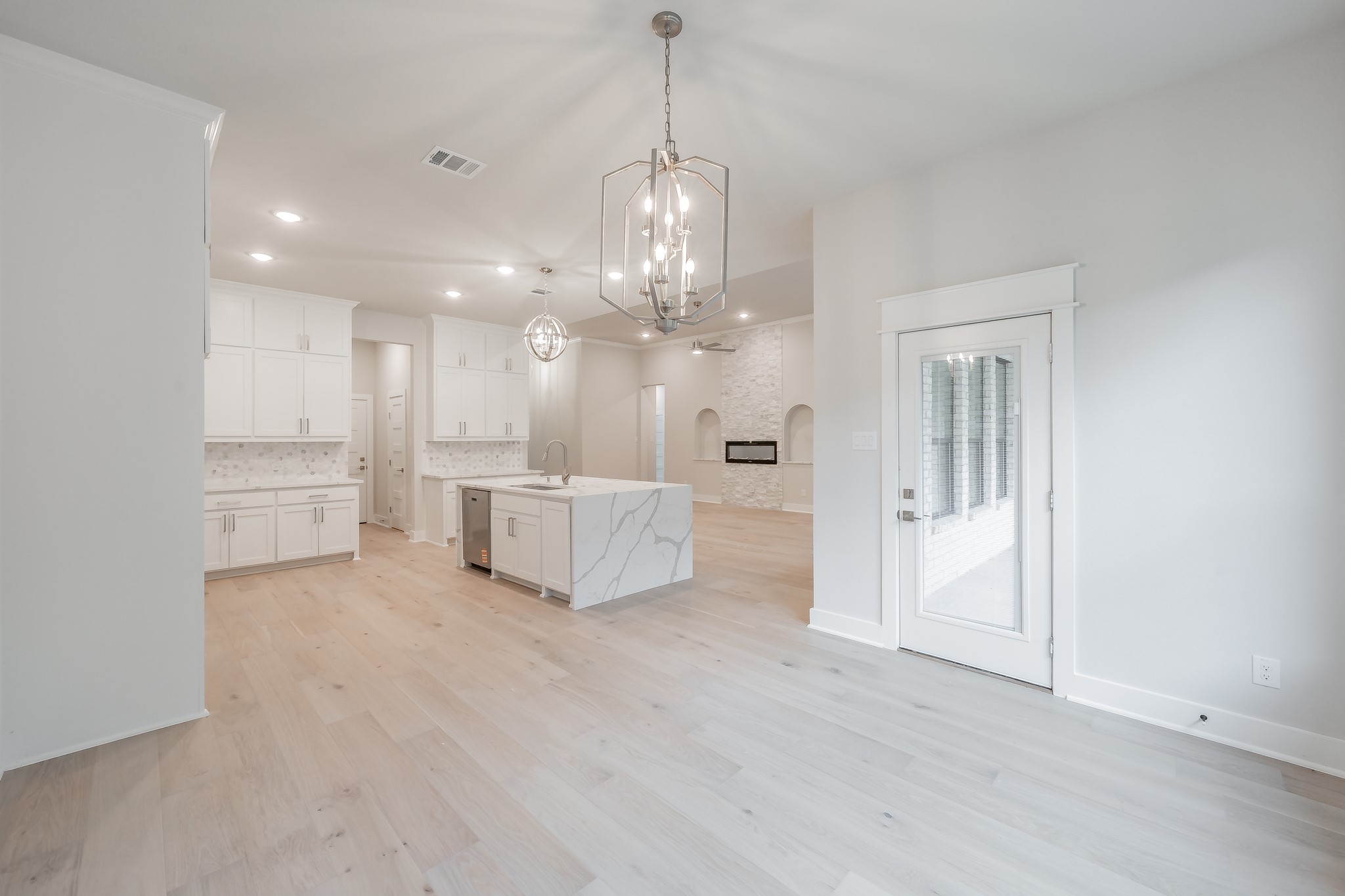 6421 St George Court North Richland Hills TX 76180