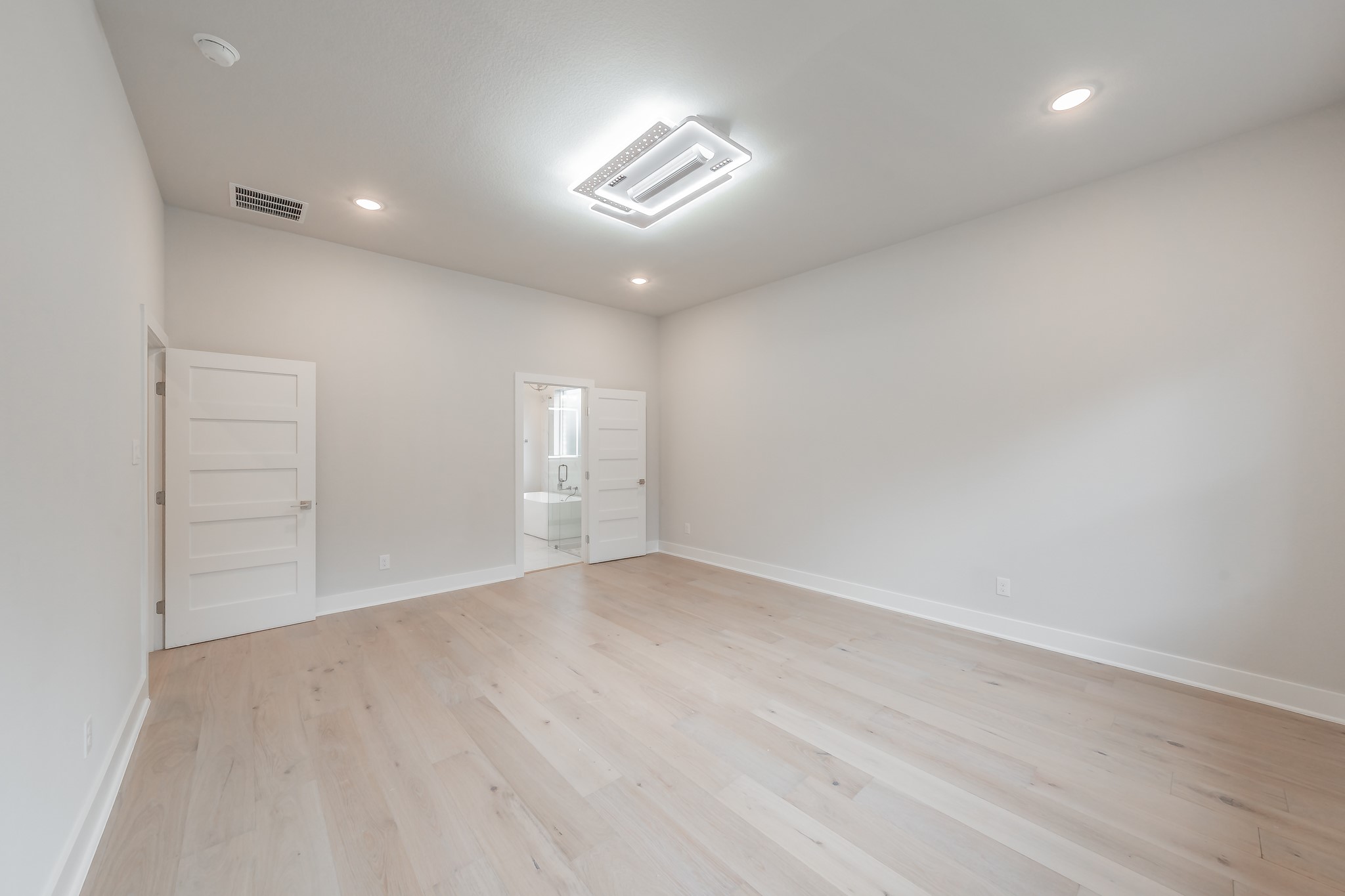6421 St George Court North Richland Hills TX 76180