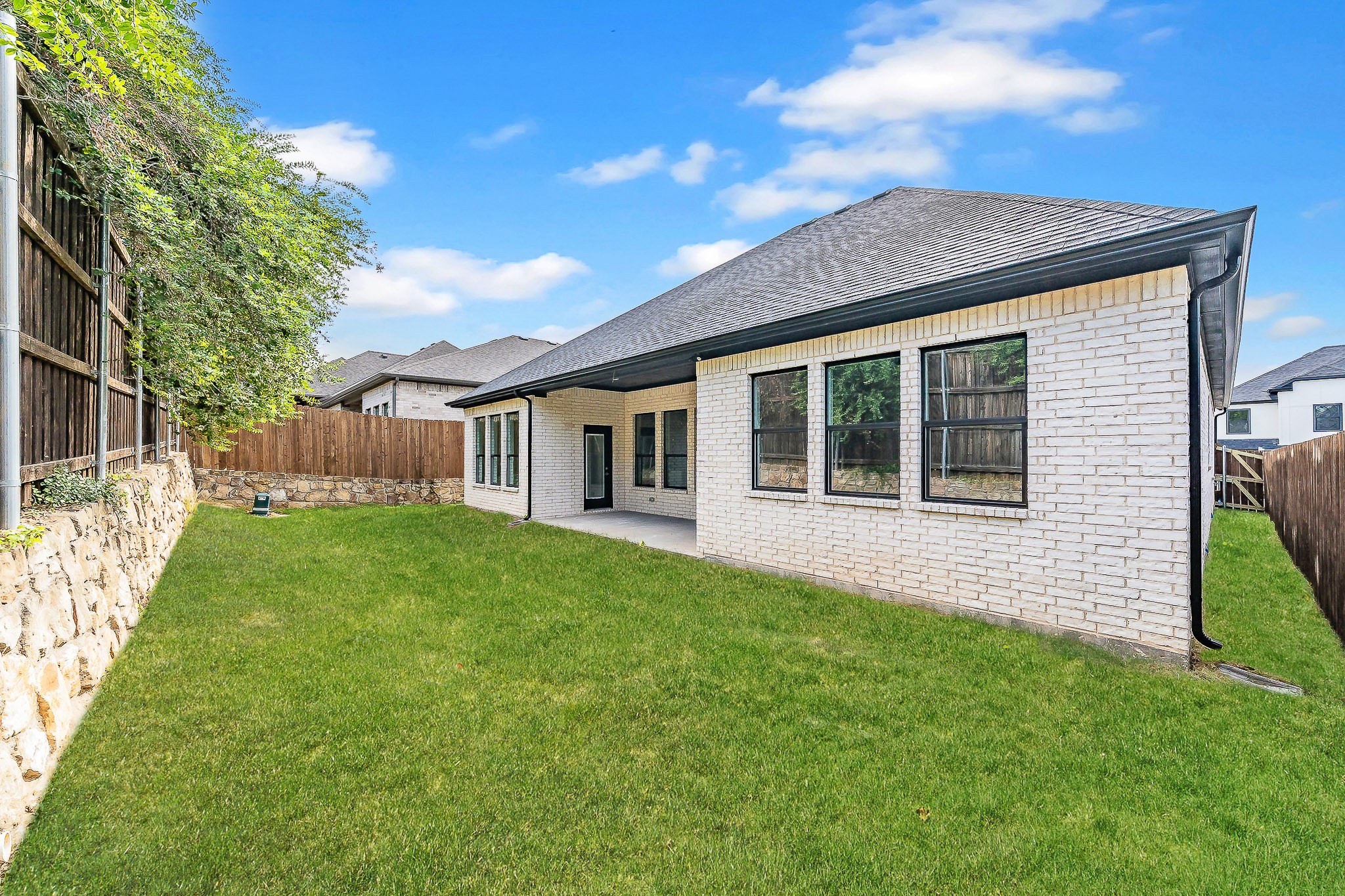 6421 St George Court North Richland Hills TX 76180