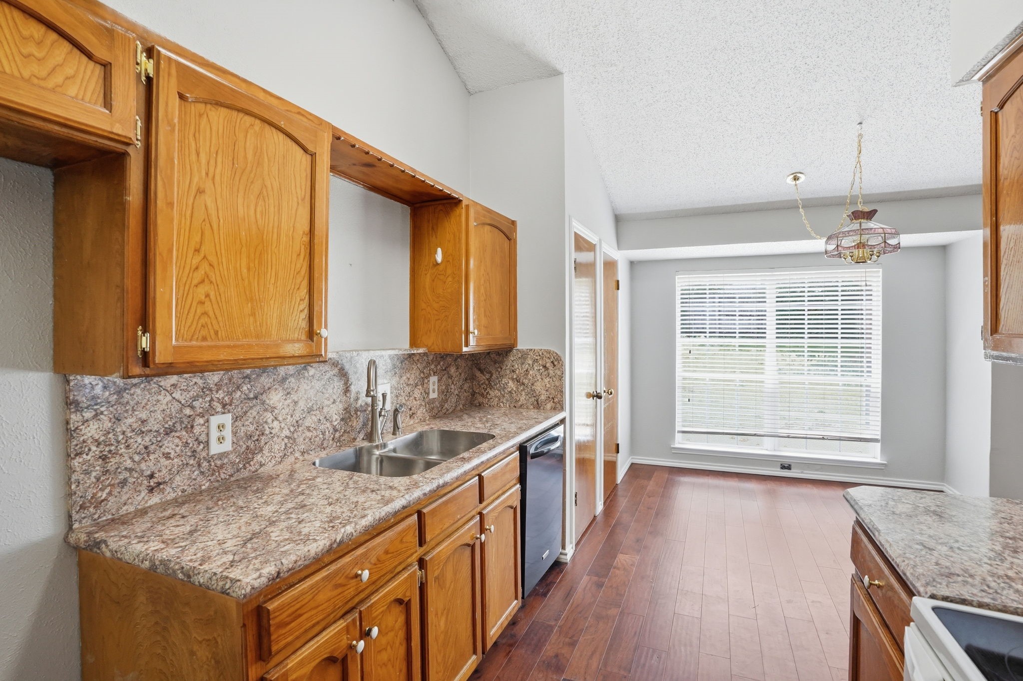 3708 Bordeaux Court Arlington TX 76016
