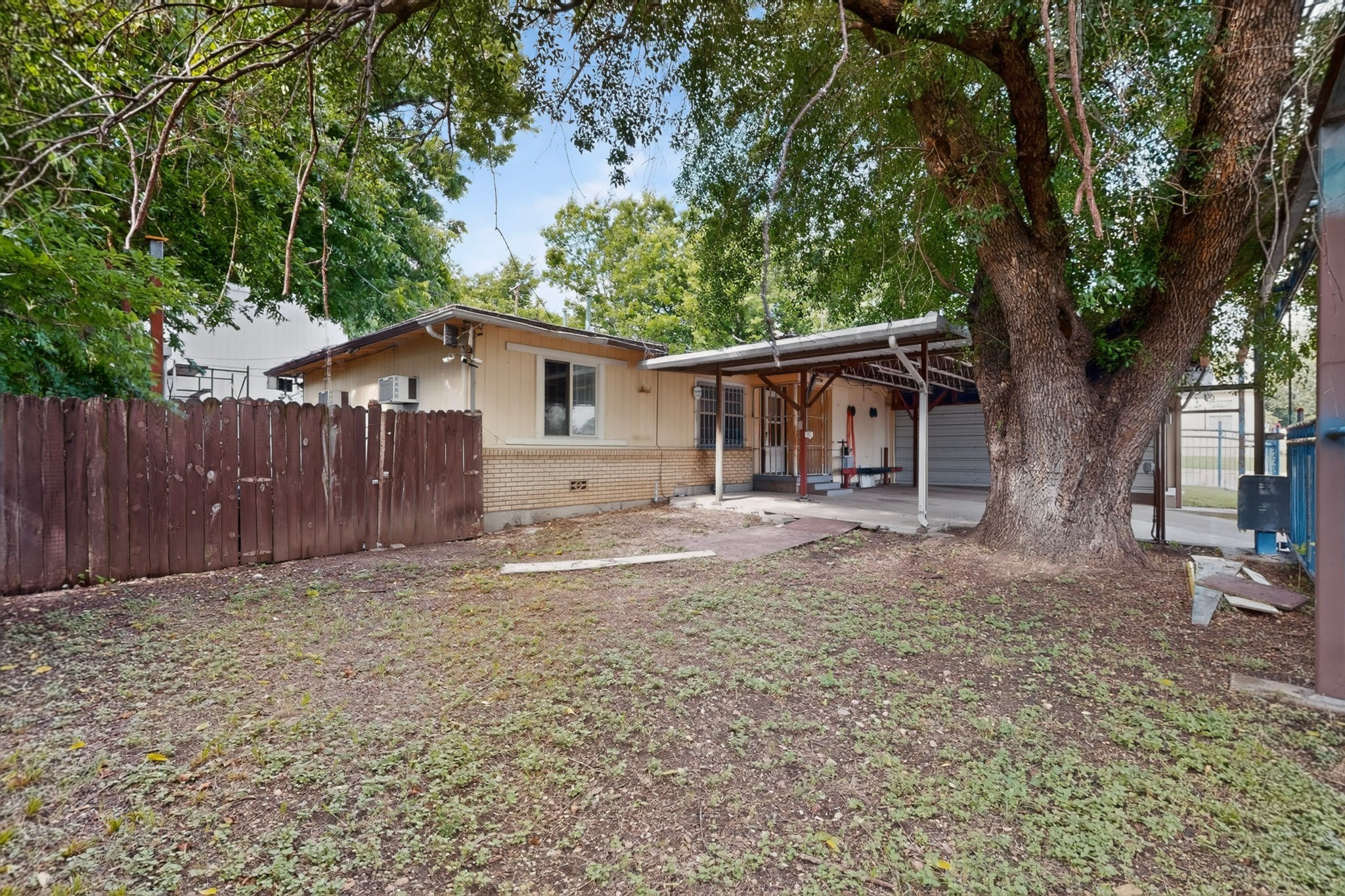 3400 Avenue C Fort Worth TX 76105