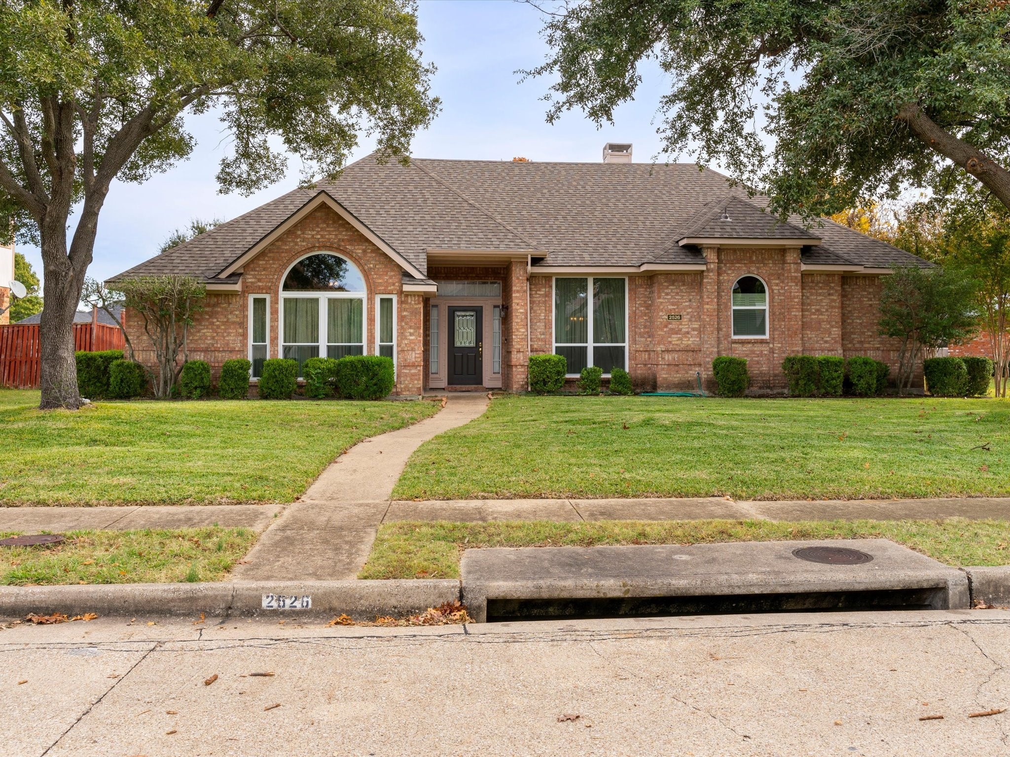2526 Sylvan Drive Garland TX 75040