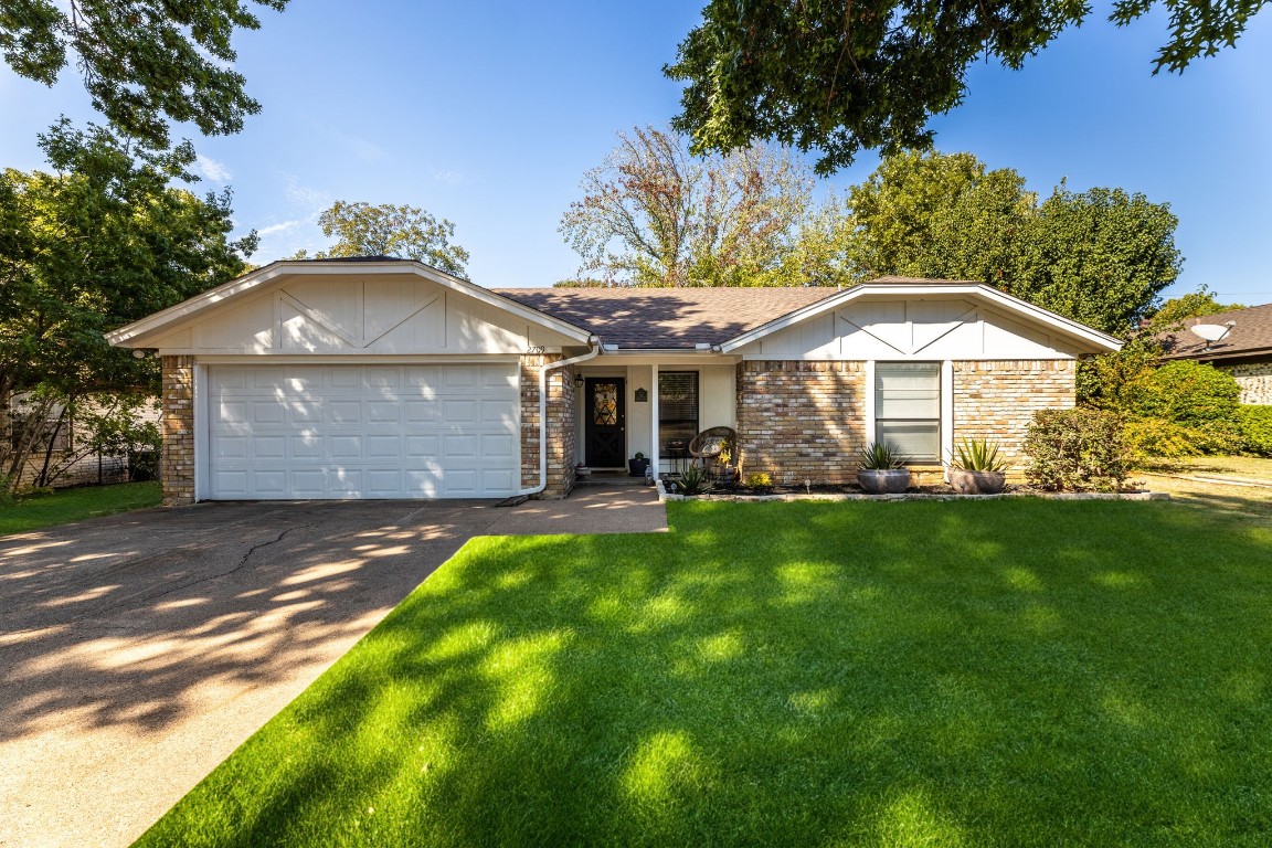 2709 Partridge Avenue Arlington TX 76017