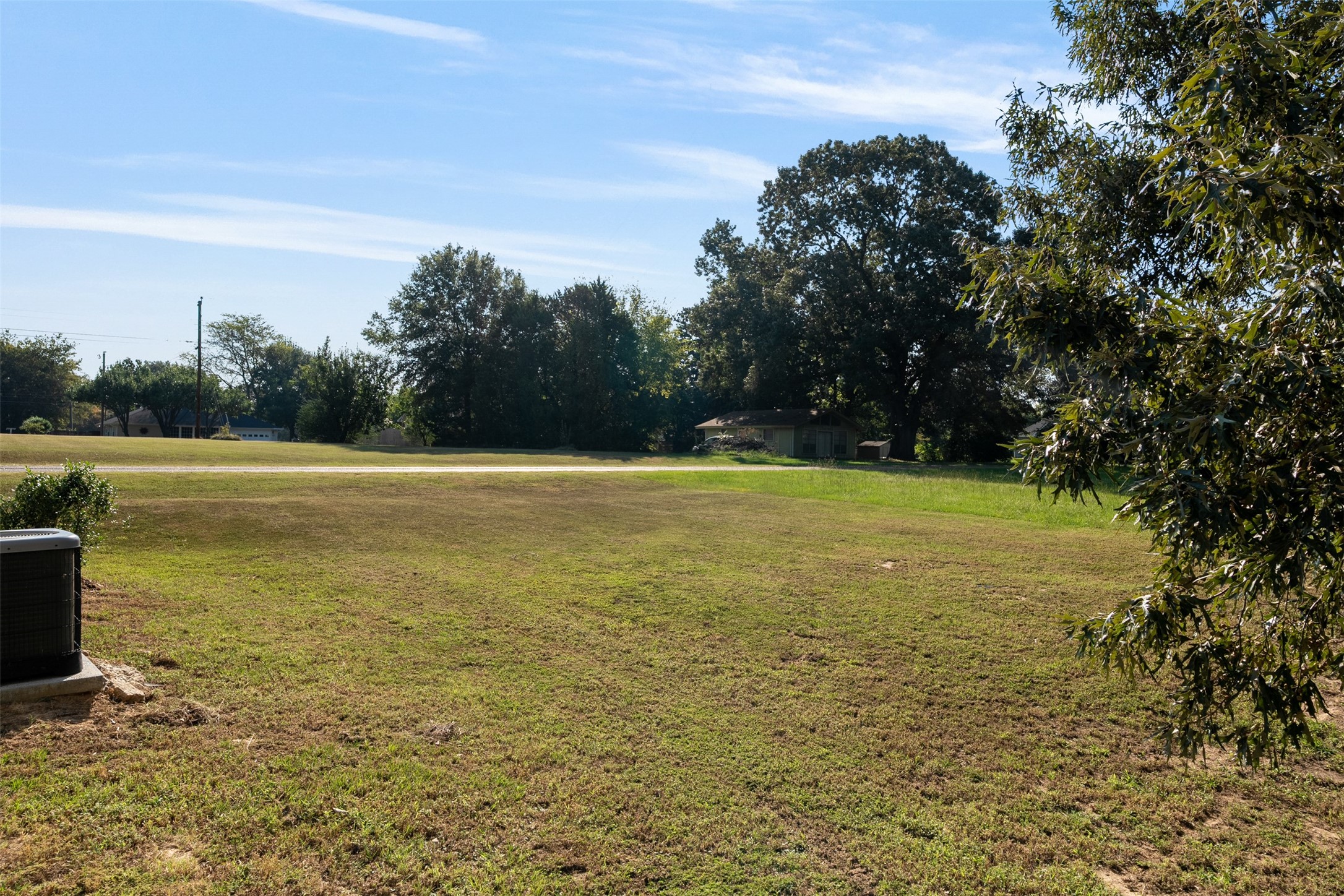 128 Crestwood Drive Mabank TX 75156