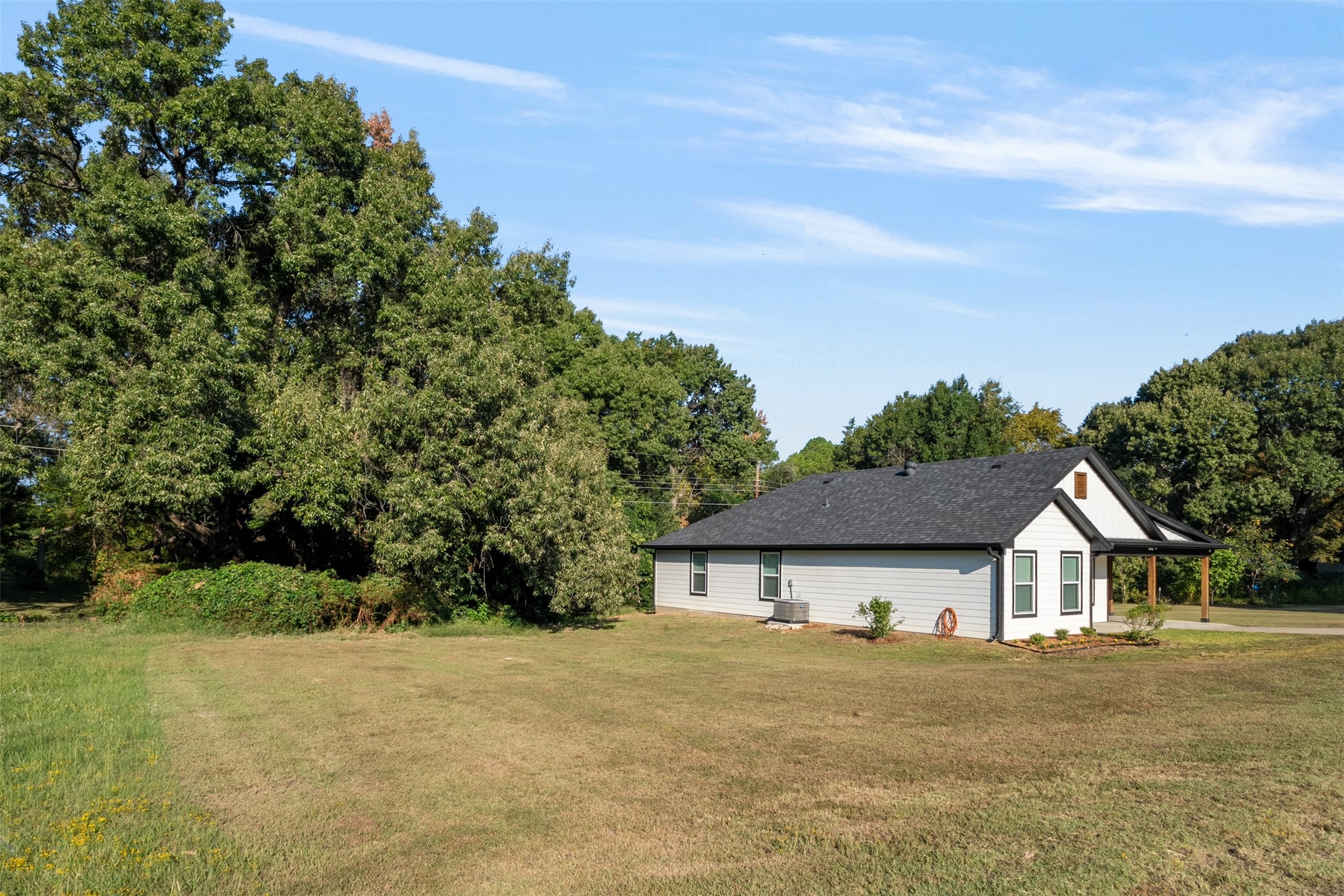 128 Crestwood Drive Mabank TX 75156