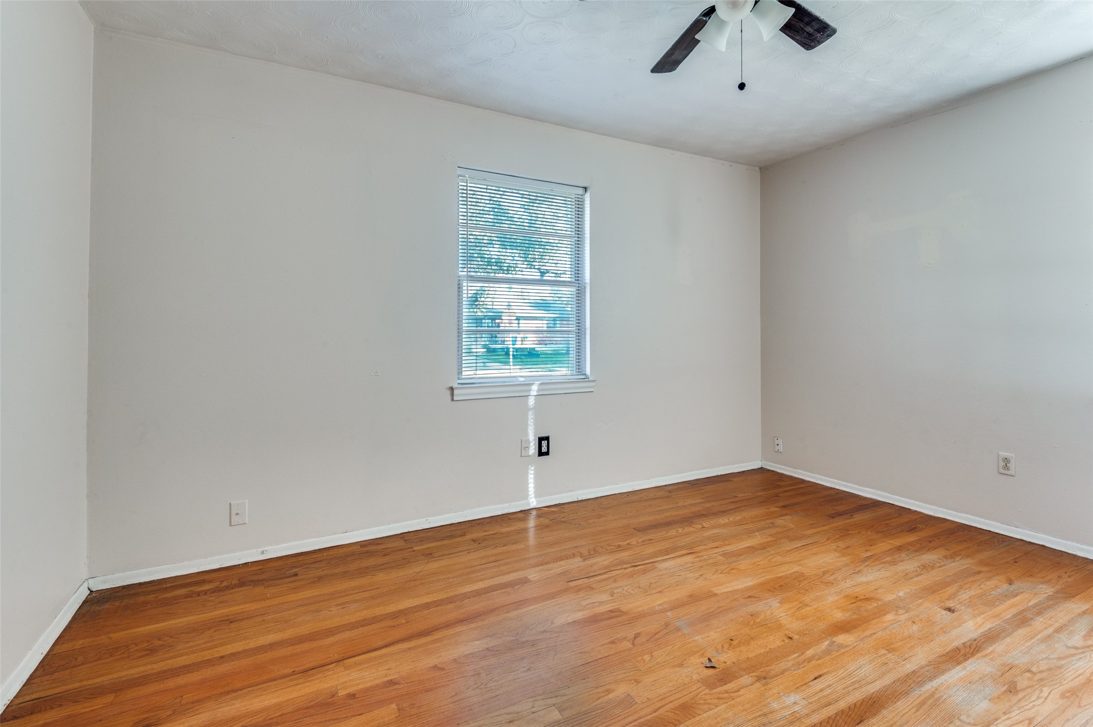 2217 Garden Oaks Drive Irving TX 75061