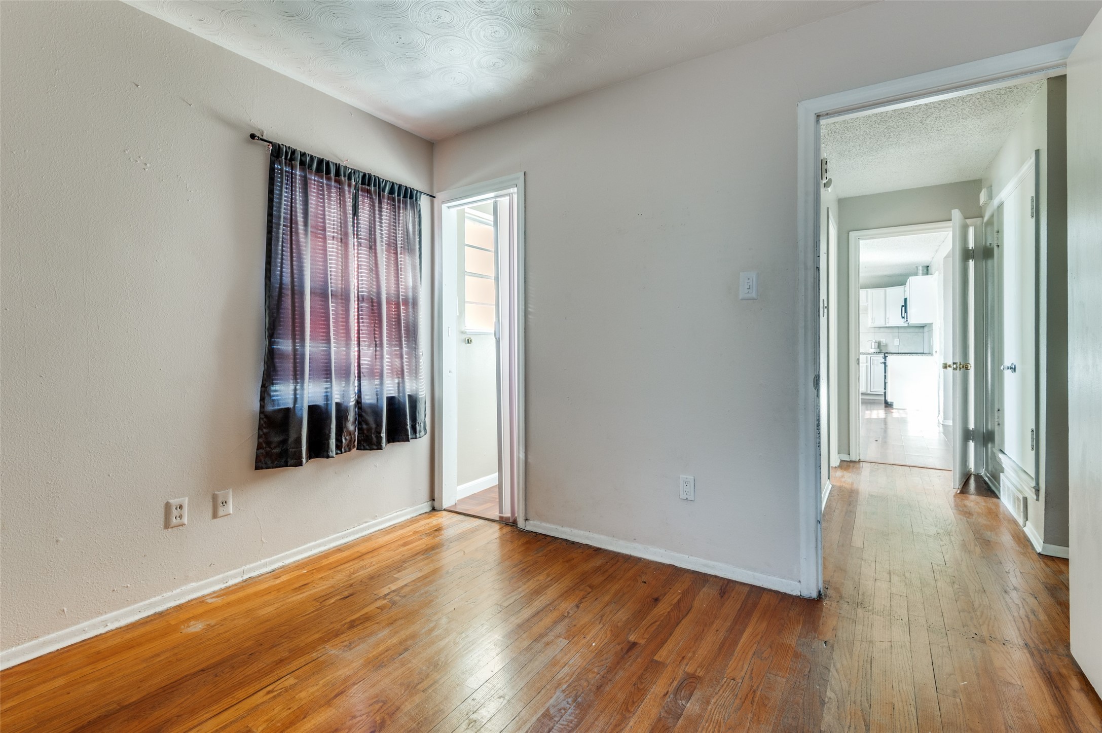 2217 Garden Oaks Drive Irving TX 75061