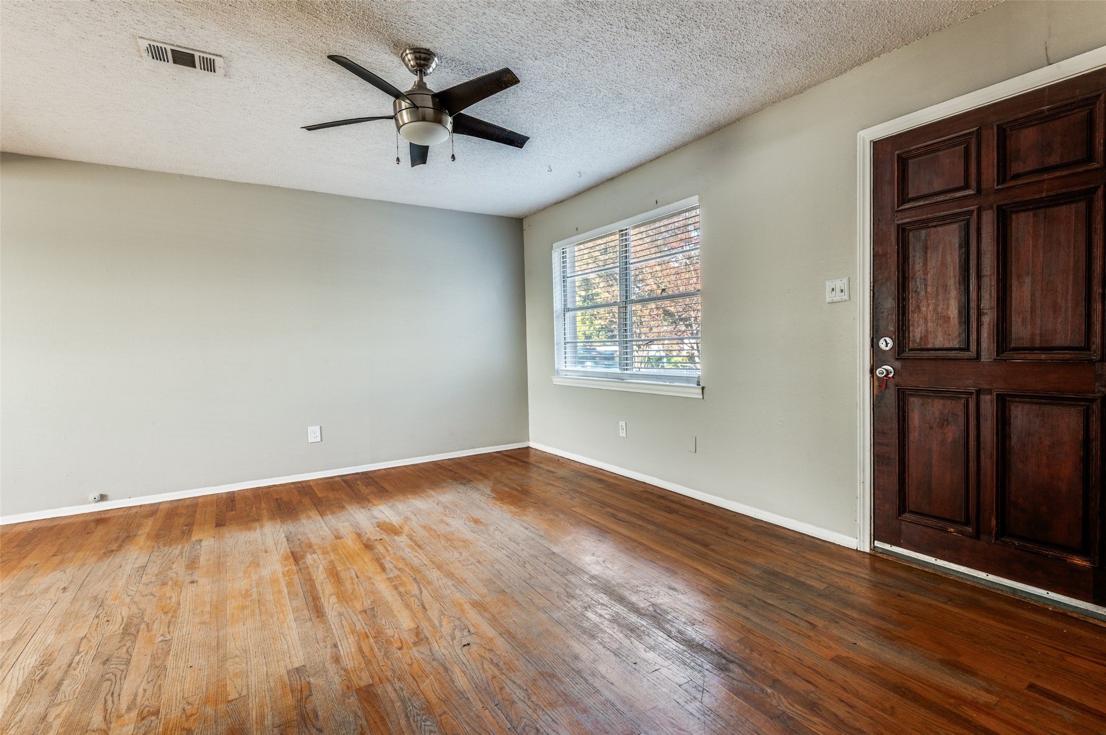 2217 Garden Oaks Drive Irving TX 75061