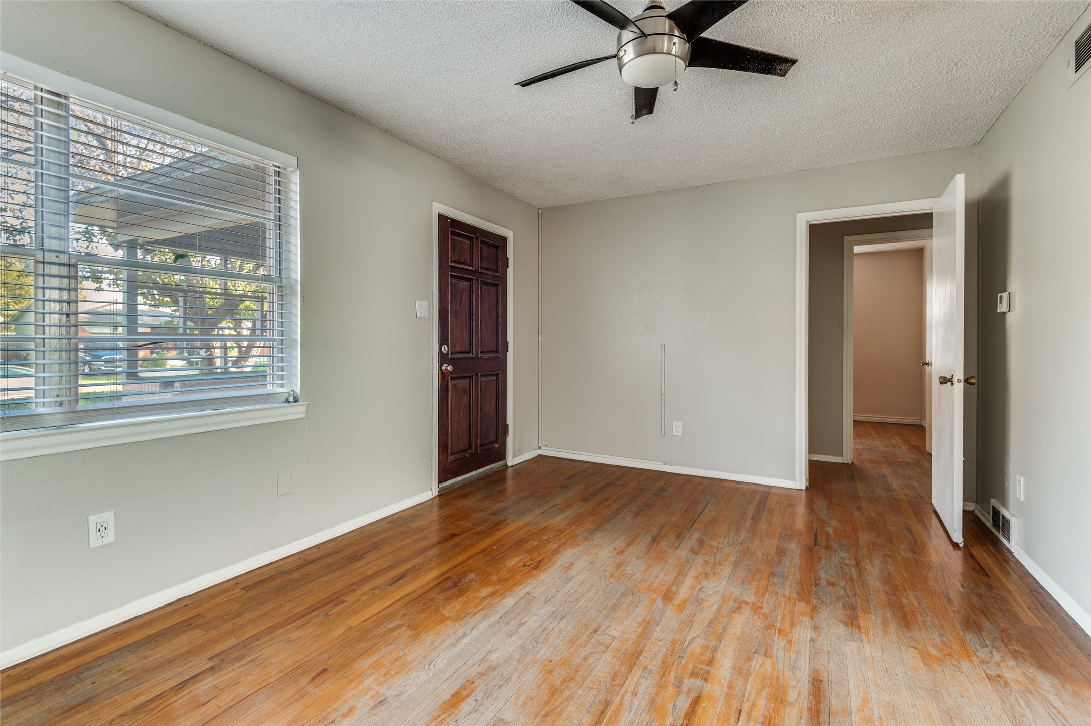 2217 Garden Oaks Drive Irving TX 75061