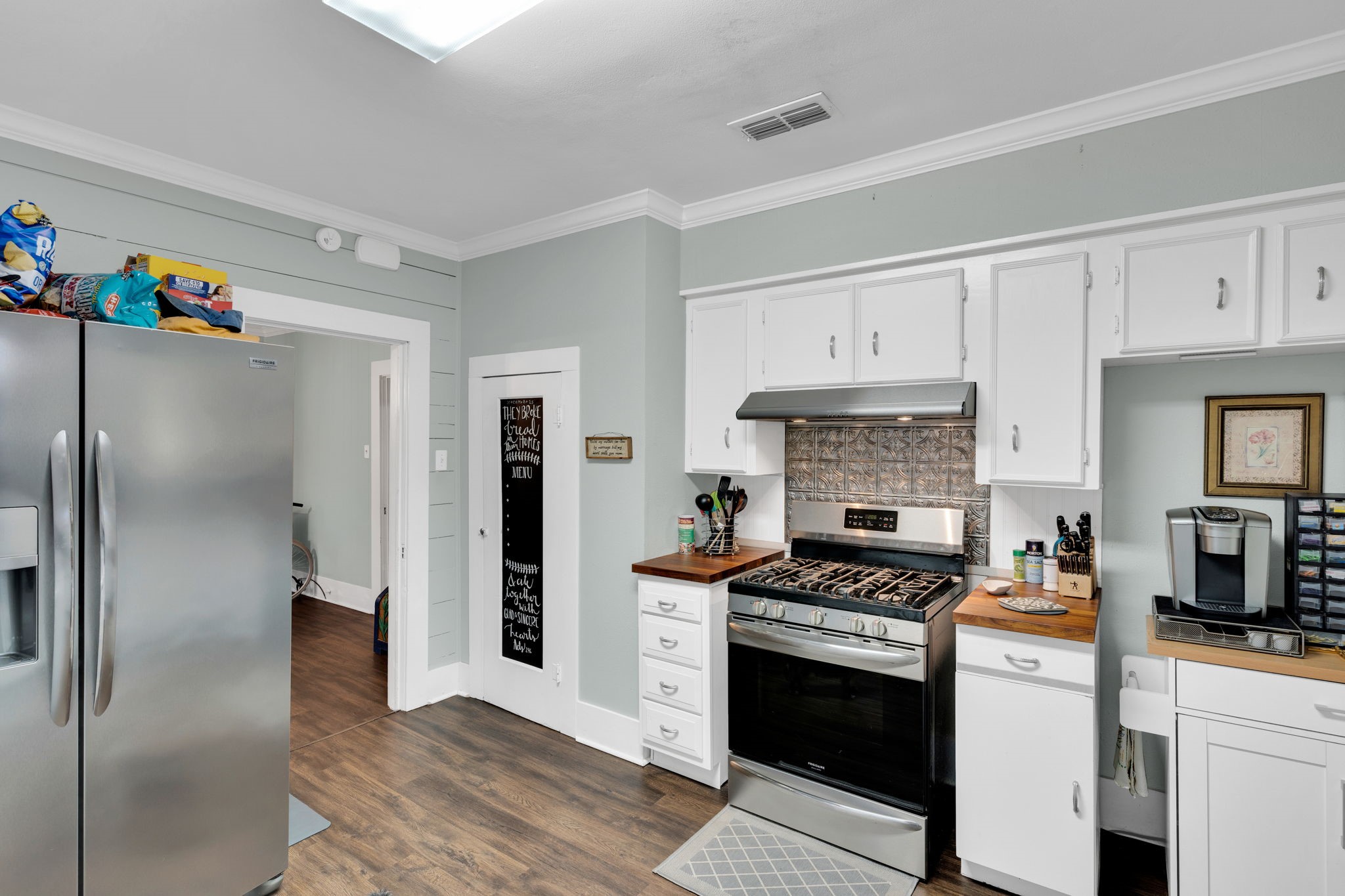 110 W Lampasas Street Ennis TX 75119