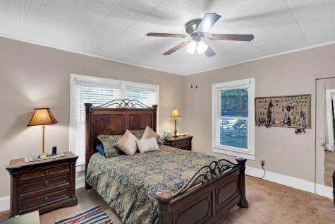 110 W Lampasas Street Ennis TX 75119