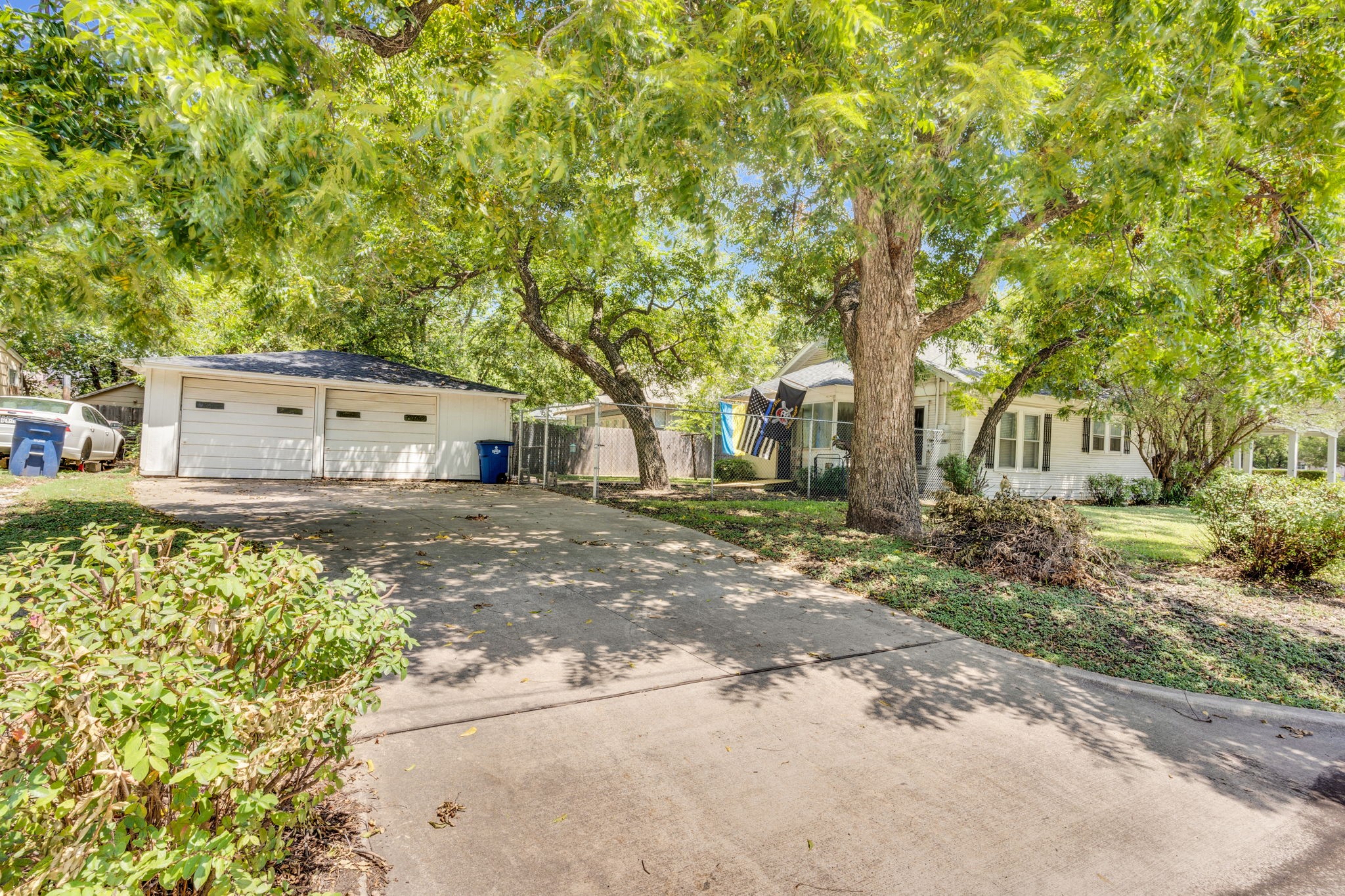 110 W Lampasas Street Ennis TX 75119
