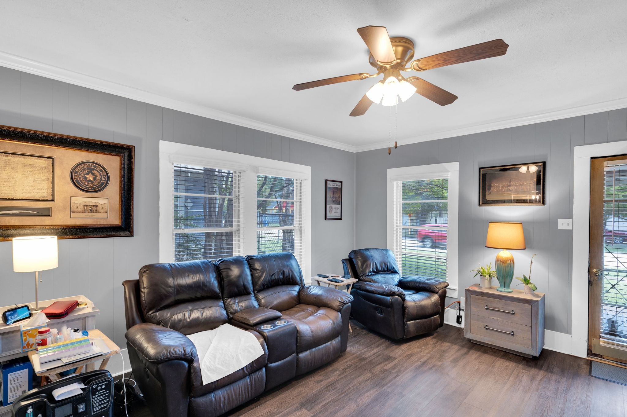 110 W Lampasas Street Ennis TX 75119