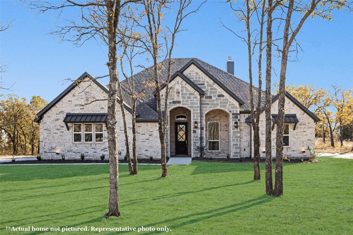 1025 Kingsway Drive Weatherford TX 76088