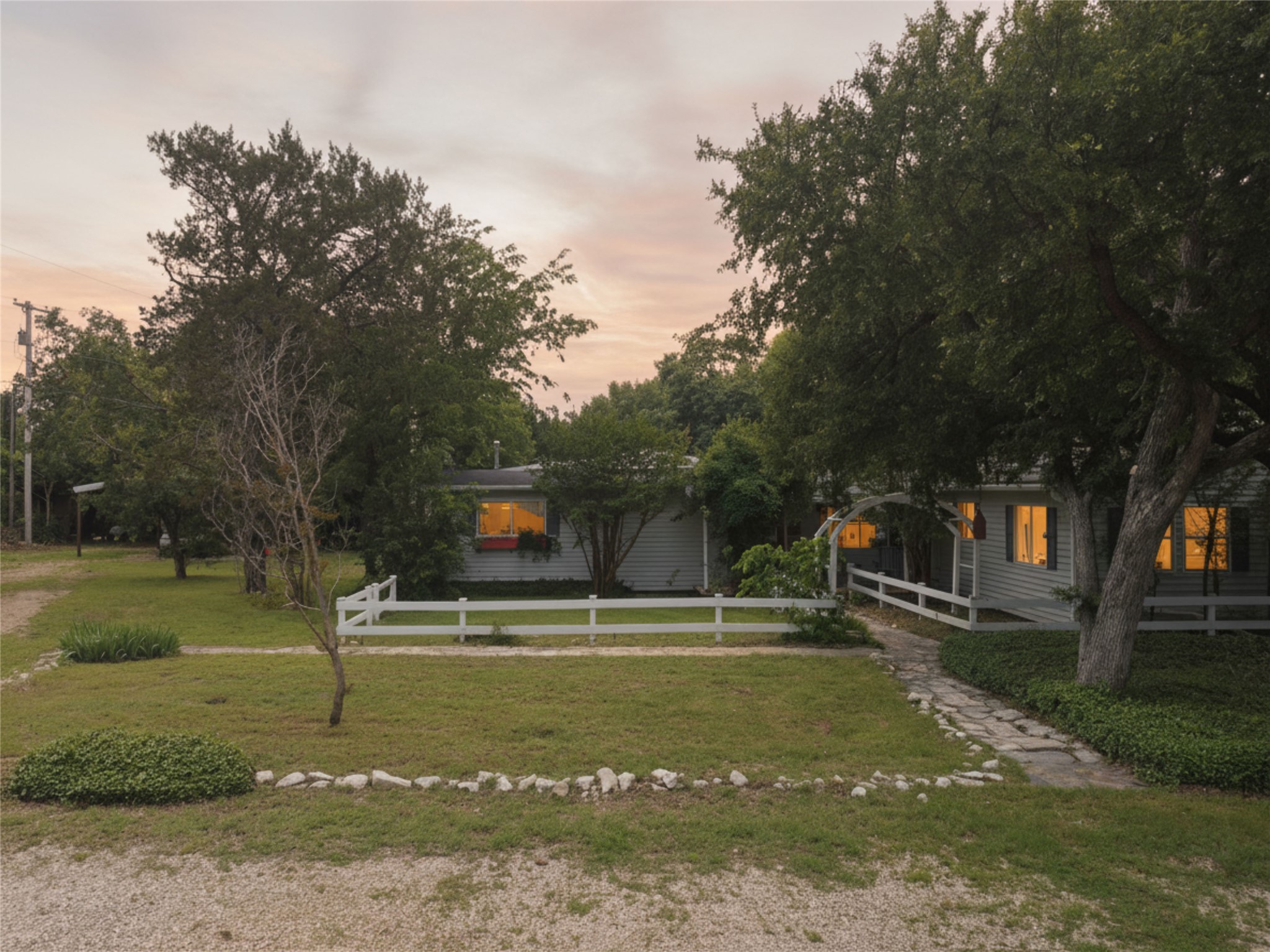 279 County Road 1710 Clifton TX 76634