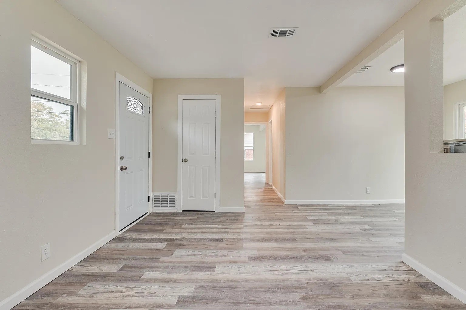 6504 Ramey Fort Worth TX 76112