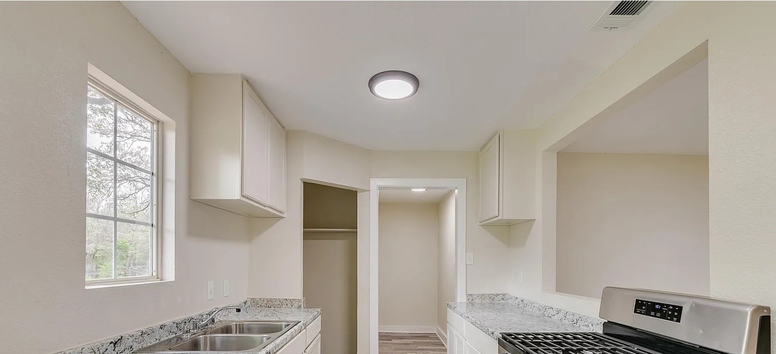 6504 Ramey Fort Worth TX 76112