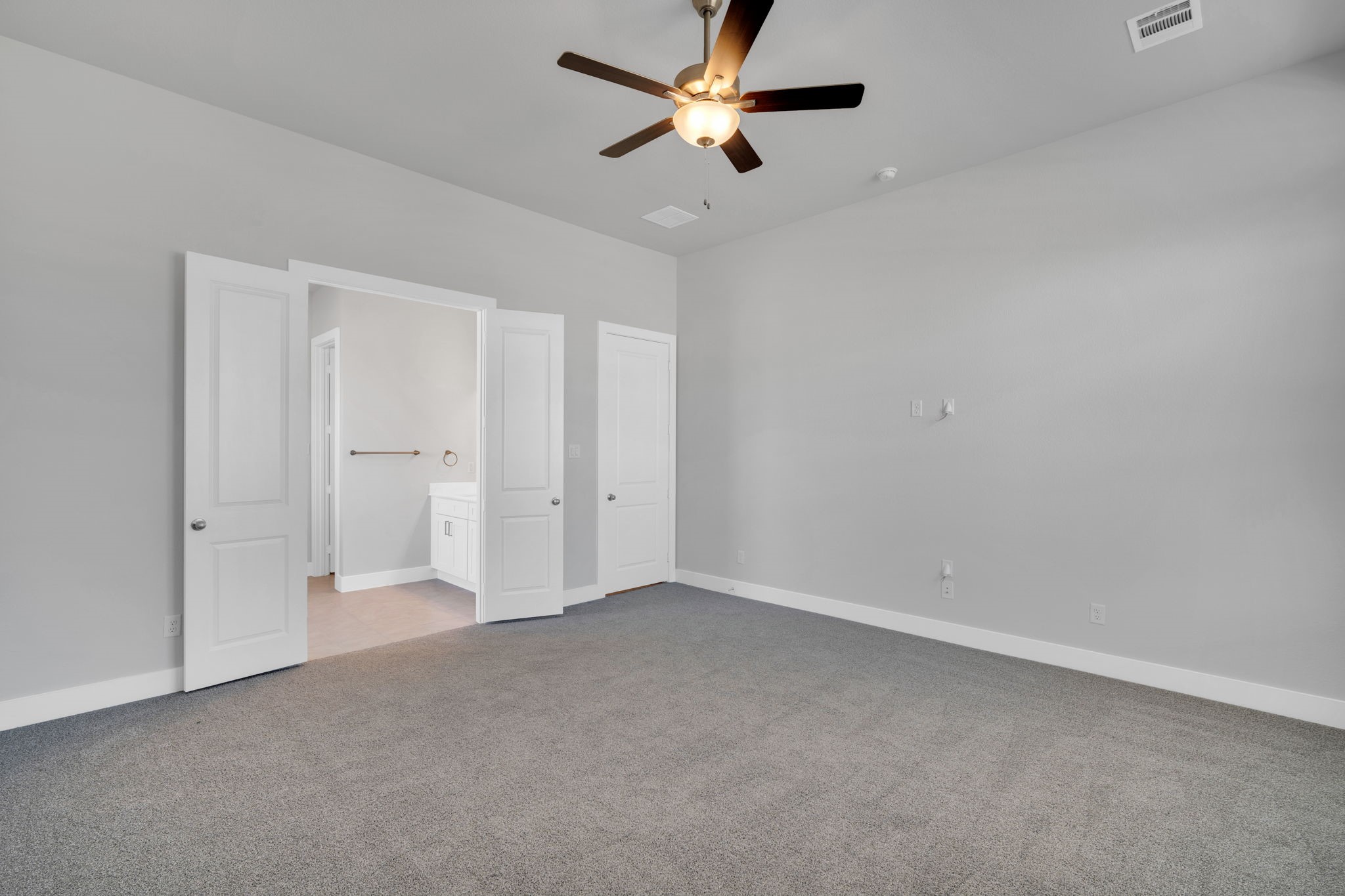 1026 Beaverbrook Lane Desoto TX 75115