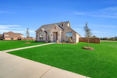 1026 Beaverbrook Lane Desoto TX 75115