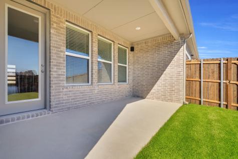 1026 Beaverbrook Lane Desoto TX 75115