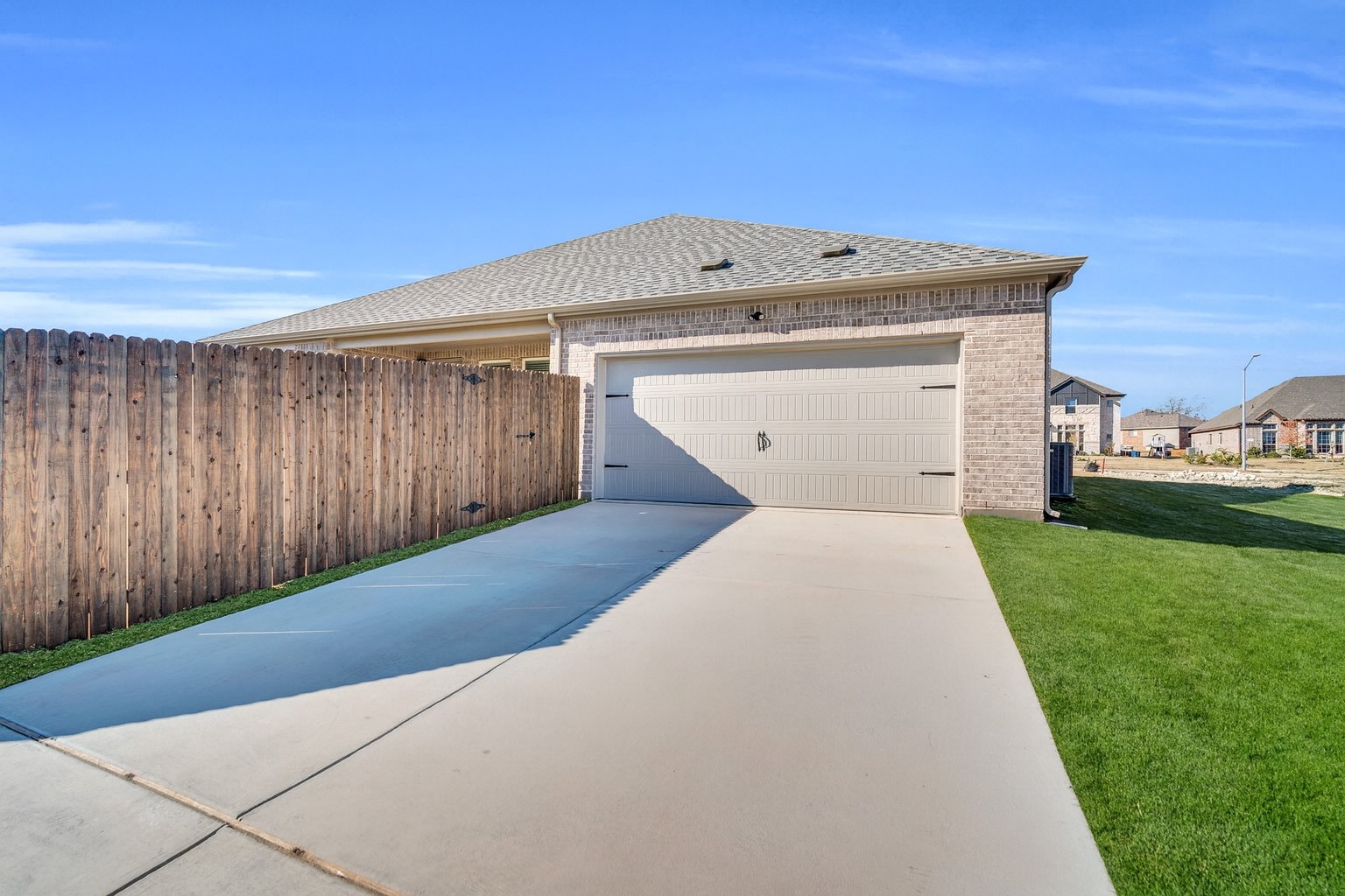 1026 Beaverbrook Lane Desoto TX 75115