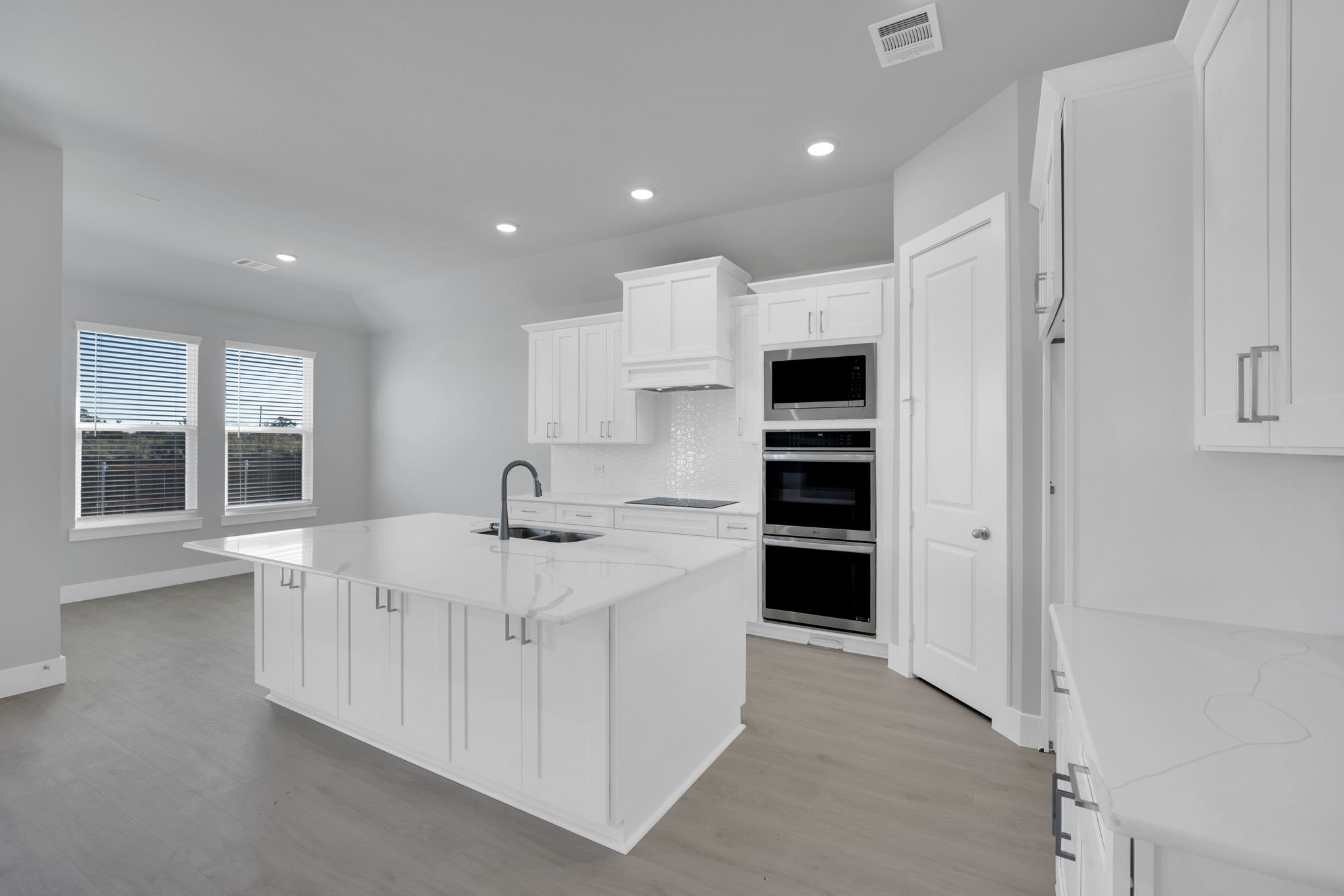 1026 Beaverbrook Lane Desoto TX 75115