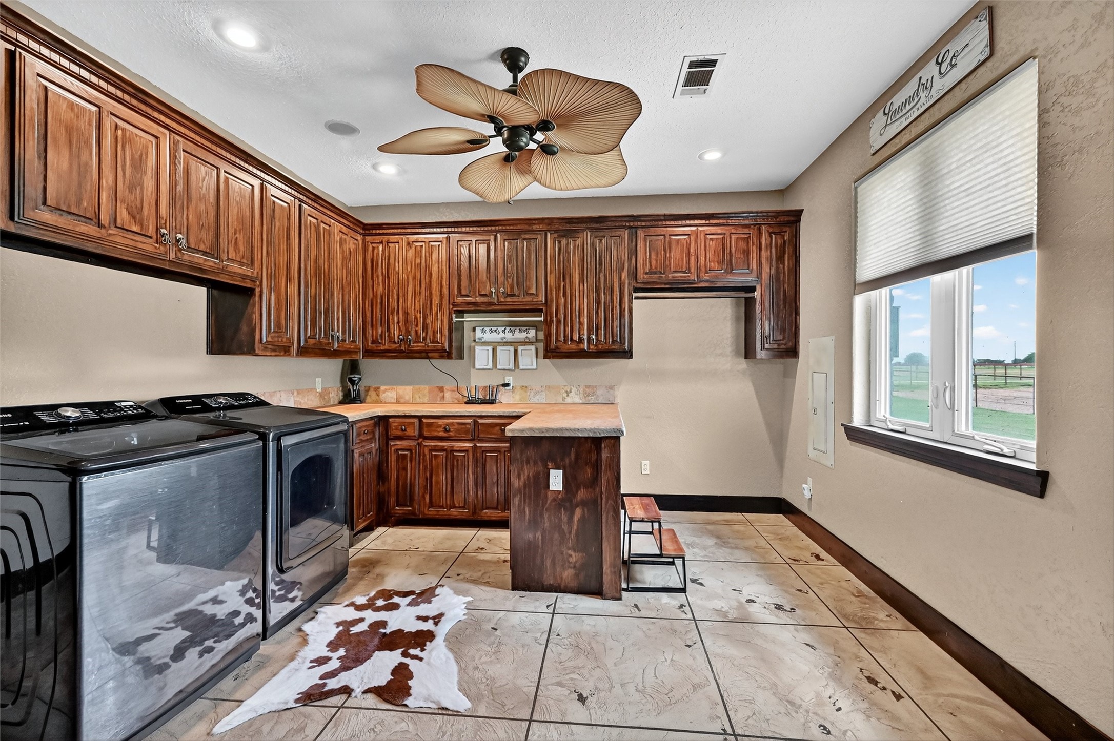 1717 1/2 Batey Road Collinsville TX 76233