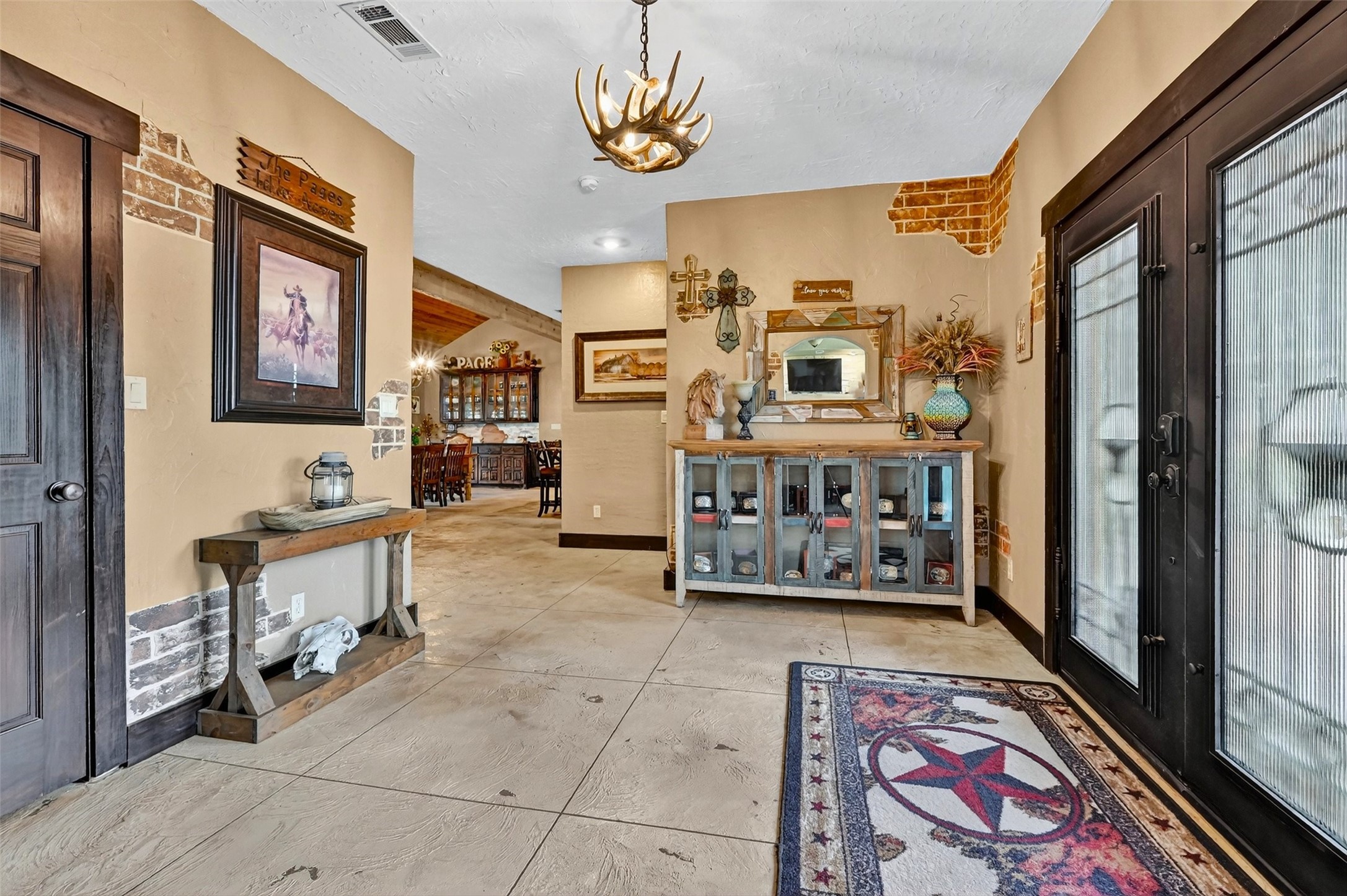 1717 1/2 Batey Road Collinsville TX 76233