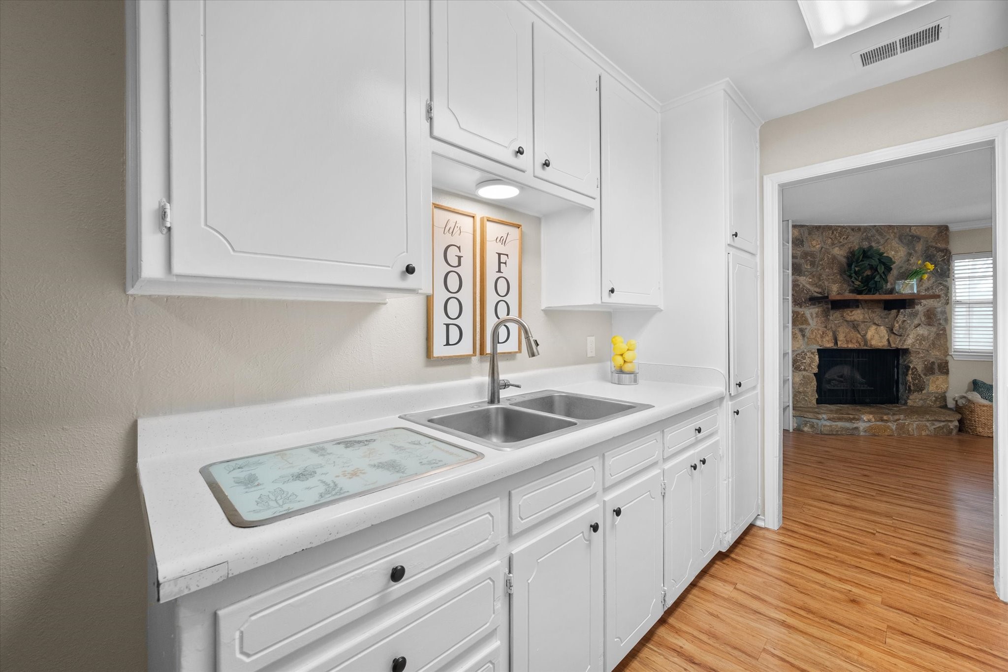 4212 Oak Drive Alvarado TX 76009