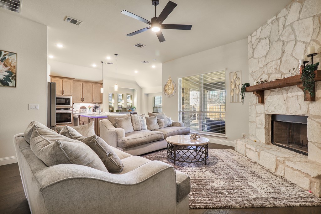 1009 Pecan Glen Drive Melissa TX 75454