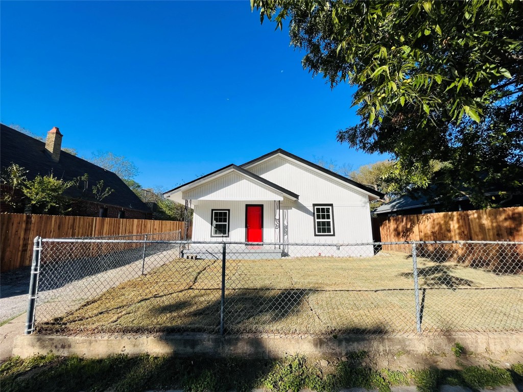 2709 Rosen Avenue Fort Worth TX 76164