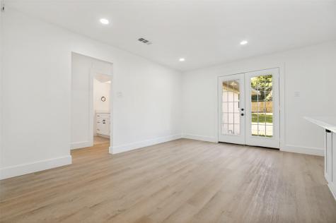 2406 Magna Vista Drive Dallas TX 75216