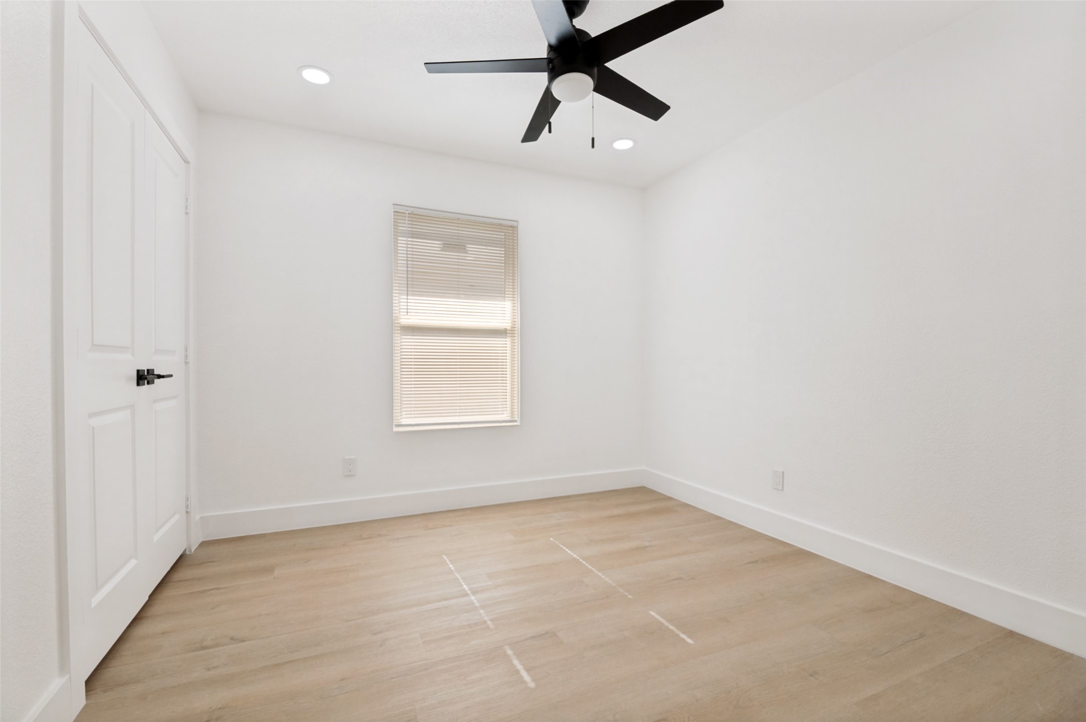 2406 Magna Vista Drive Dallas TX 75216