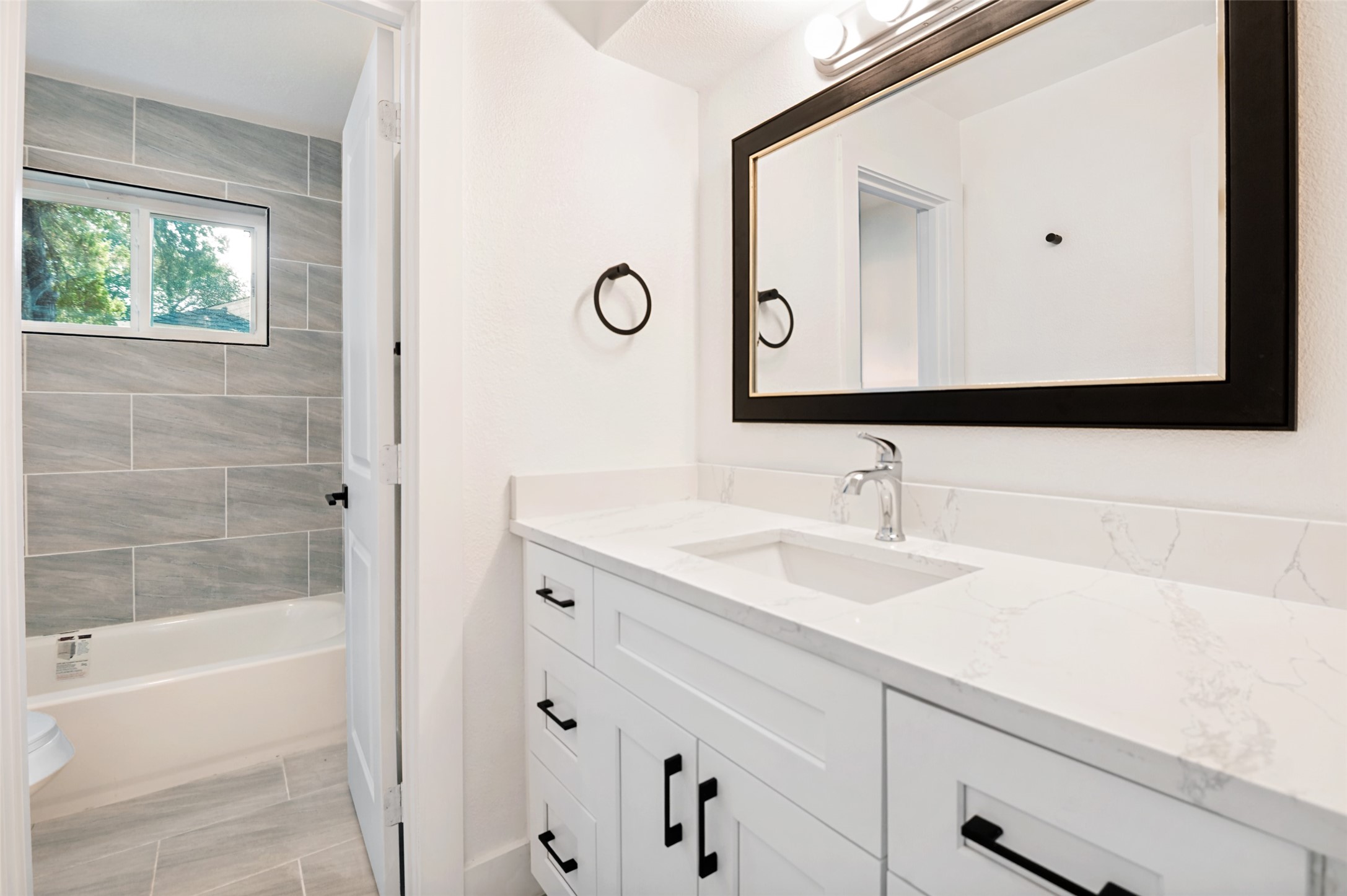 2406 Magna Vista Drive Dallas TX 75216