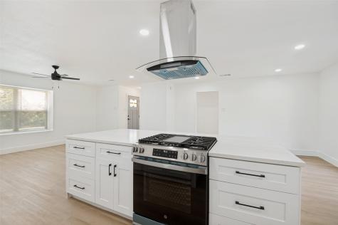 2406 Magna Vista Drive Dallas TX 75216