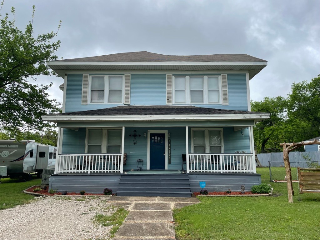 1410 E Marvin Avenue Waxahachie TX 75165
