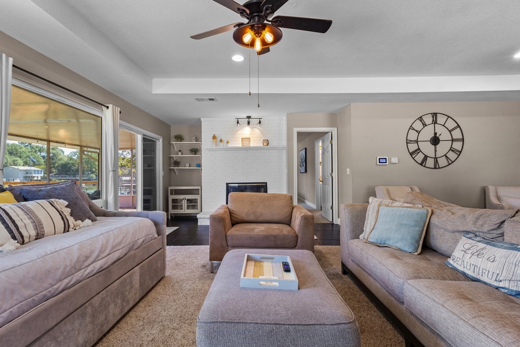 124 Peninsula Point Terrace Mabank TX 75156