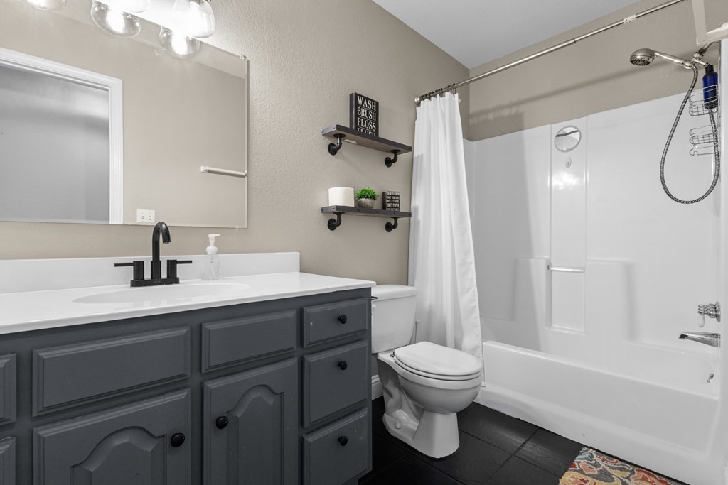 124 Peninsula Point Terrace Mabank TX 75156