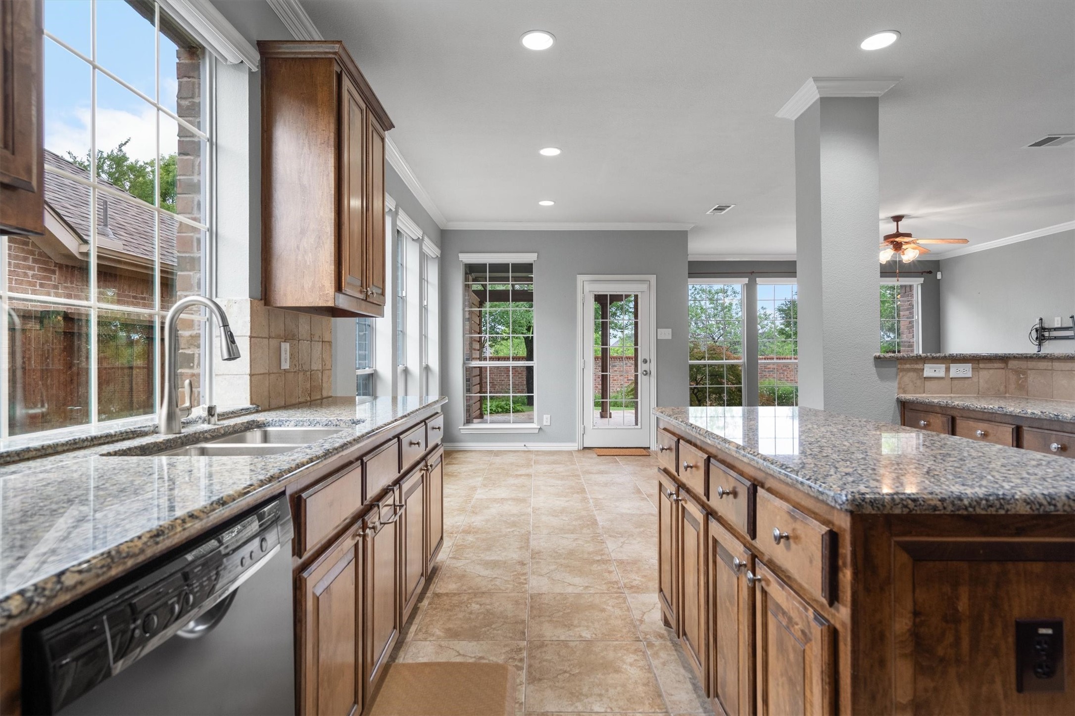 1217 Dayton Drive Lantana TX 76226